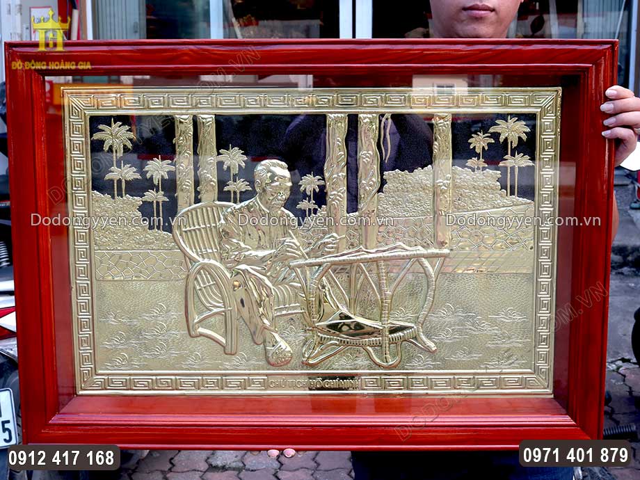 Khung tranh bằng gỗ tự nhi&ecirc;n được phun phủ chống mối mọt v&ocirc; c&ugrave;ng chắc chắn